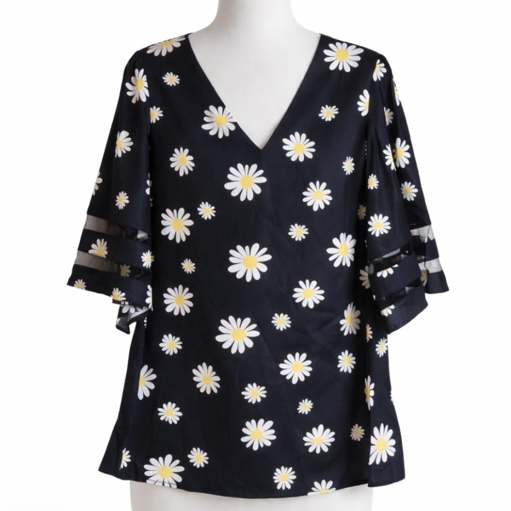 Unbranded Daisy Print V-Neck Blouse Small Black Cottagecore Boho Top